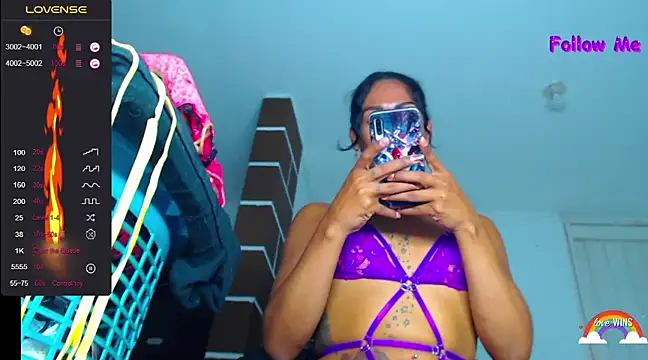 Snapshot of Ts_veryhot chatting on 01/19/25, 02:15 Ts veryhot online show from 01/19/25, 02:15