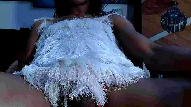 Snapshot of Maidi_ chatting on 03/22/25, 09:45 Maidi online show from 03/22/25, 09:45