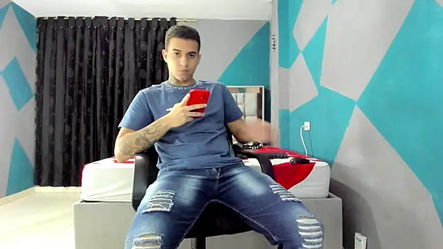 Snapshot of simookeler chatting on 01/05/25, 09:36 simookeler online show from 01/05/25, 09:36