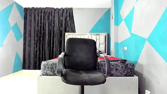 Snapshot of simookeler chatting on 02/02/25, 03:32 simookeler online show from 02/02/25, 03:32