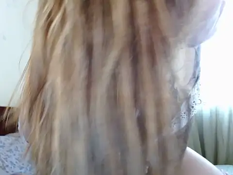 kittenlizz online show from 12/29/24, 04:08