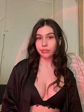 Snapshot of LushLuna chatting on 12/21/24, 02:47 LushLuna online show from 12/21/24, 02:47