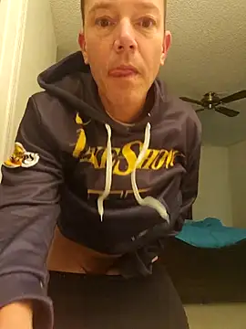 Bigtater1999 online show from 10/25/25, 04:02