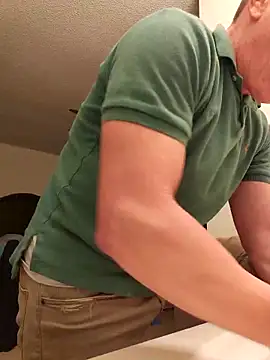 Bigtater1999 online show from 11/11/25, 12:10