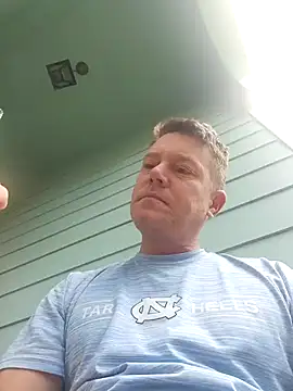 Snapshot of Bigtater1999 chatting on 03/10/26, 02:22 Bigtater1999 online show from 03/10/26, 02:22