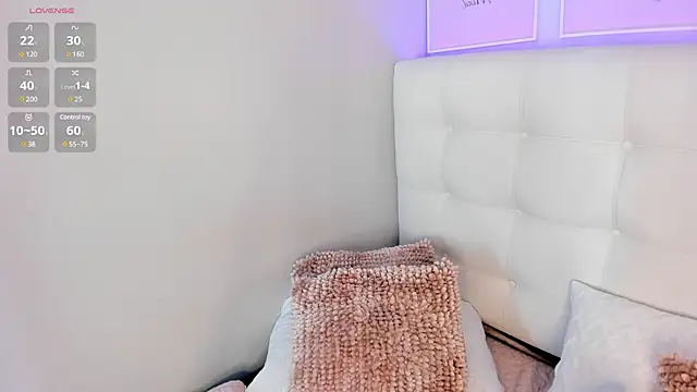 aashley jones online show from 12/24/24, 04:55