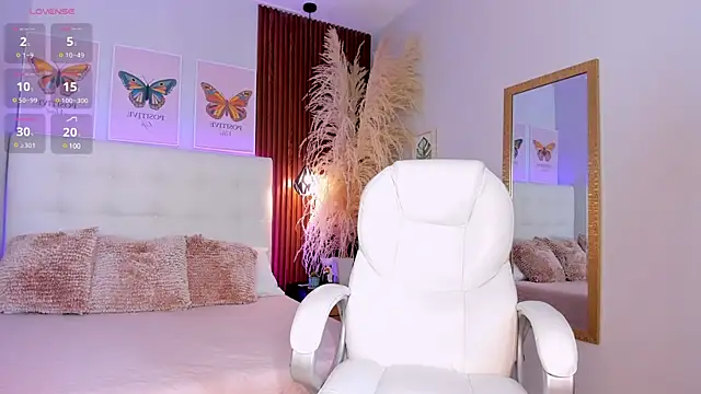 aashley jones online show from 01/19/25, 02:36