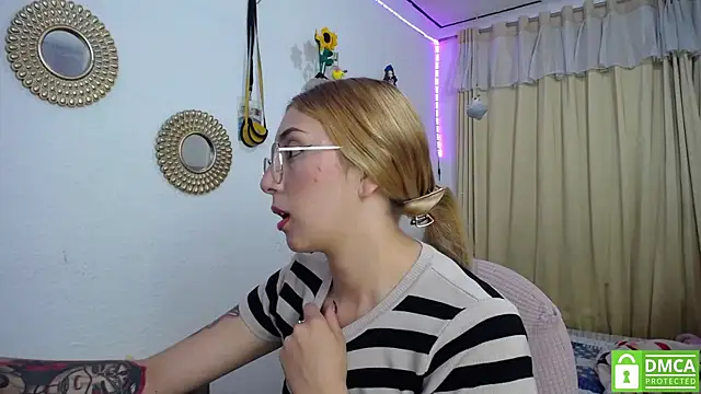 Soffy-brooks online show from 02/13/25, 05:48