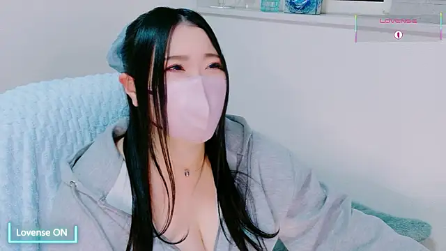 yukinko o  online show from 01/18/26, 12:09