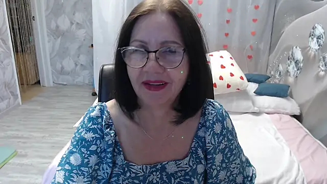 Snapshot of OlgaHottie chatting on 06/11/26, 11:47 OlgaHottie online show from 06/11/26, 11:47