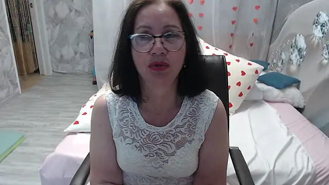 Snapshot of OlgaHottie chatting on 06/21/26, 02:25 OlgaHottie online show from 06/21/26, 02:25