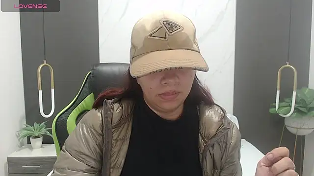 alma fenix online show from 02/14/25, 12:14