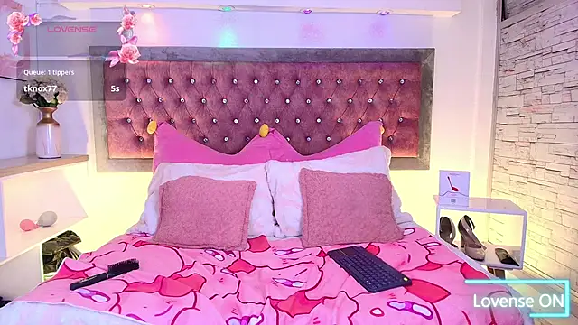 EmmaWilder online show from 01/06/26, 08:23