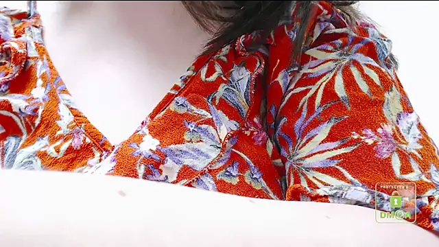 cute and hot online show from 01/08/25, 09:42