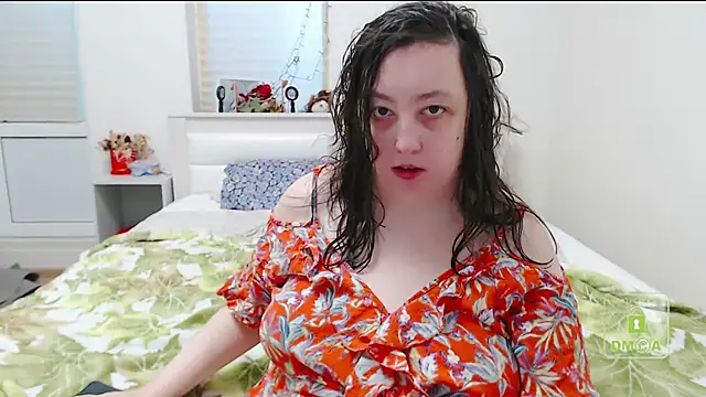 cute and hot online show from 01/30/25, 09:36