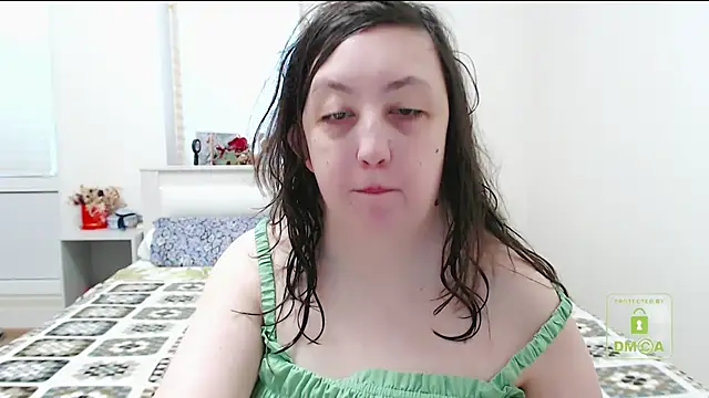 cute and hot online show from 02/01/25, 09:43