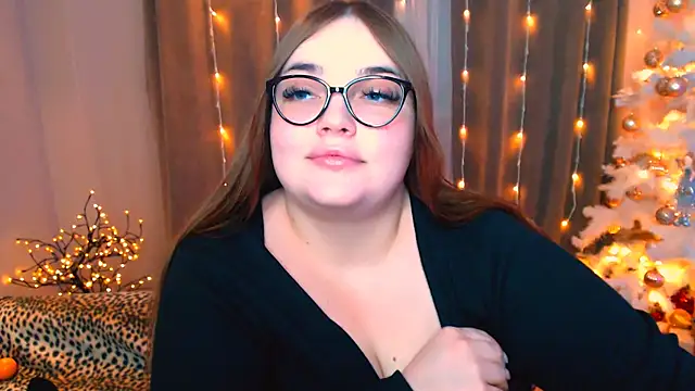 Snapshot of Emaaa_ua chatting on 12/09/24, 07:50 Emaaa ua online show from 12/09/24, 07:50