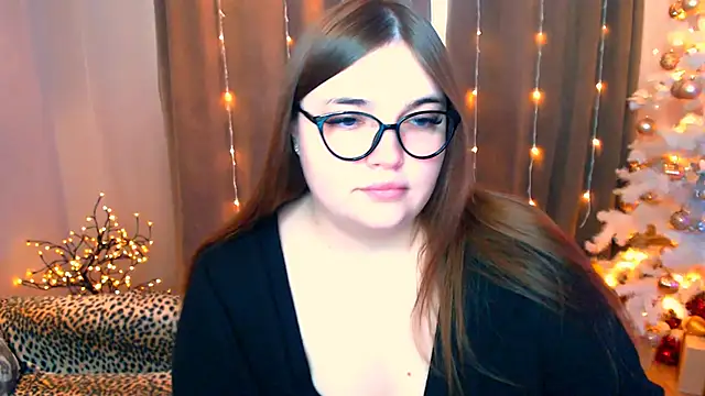 Snapshot of Emaaa_ua chatting on 12/12/24, 11:07 Emaaa ua online show from 12/12/24, 11:07