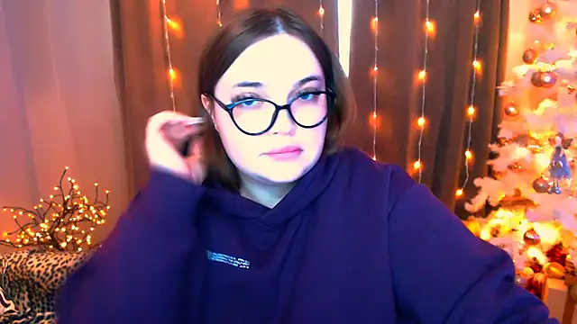 Snapshot of Emaaa_ua chatting on 12/13/24, 06:42 Emaaa ua online show from 12/13/24, 06:42