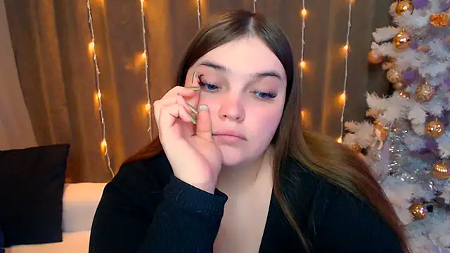 Snapshot of Emaaa_ua chatting on 01/10/25, 05:02 Emaaa ua online show from 01/10/25, 05:02