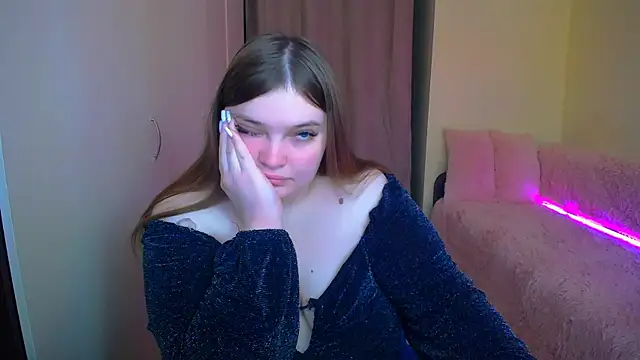 Snapshot of Emaaa_ua chatting on 02/23/25, 11:22 Emaaa ua online show from 02/23/25, 11:22