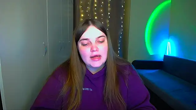 Snapshot of Emaaa_ua chatting on 10/28/25, 06:32 Emaaa ua online show from 10/28/25, 06:32