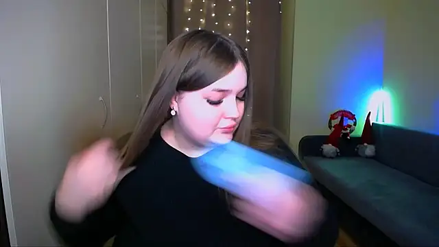 Snapshot of Emaaa_ua chatting on 12/21/25, 06:15 Emaaa ua online show from 12/21/25, 06:15