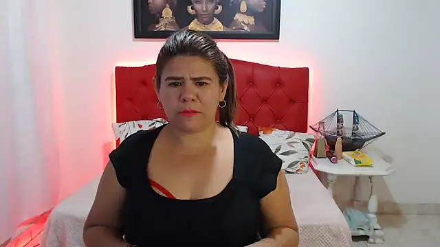 NATHYHOTT online show from 01/25/25, 02:25