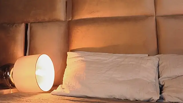 Snapshot of angelinepossy chatting on 09/19/25, 10:10 angelinepossy online show from 09/19/25, 10:10