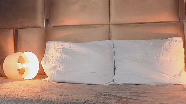 Snapshot of angelinepossy chatting on 09/25/25, 09:51 angelinepossy online show from 09/25/25, 09:51