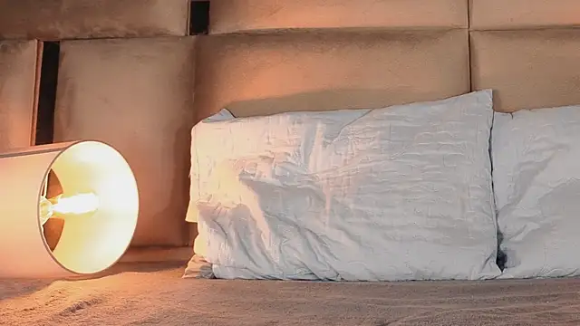 Snapshot of angelinepossy chatting on 09/29/25, 10:25 angelinepossy online show from 09/29/25, 10:25