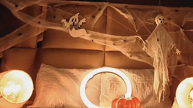 Snapshot of angelinepossy chatting on 10/21/25, 09:26 angelinepossy online show from 10/21/25, 09:26