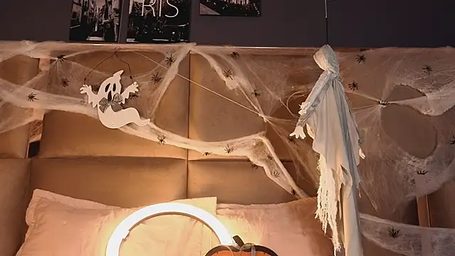 Snapshot of angelinepossy chatting on 10/24/25, 09:22 angelinepossy online show from 10/24/25, 09:22