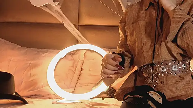 Snapshot of angelinepossy chatting on 10/25/25, 09:31 angelinepossy online show from 10/25/25, 09:31