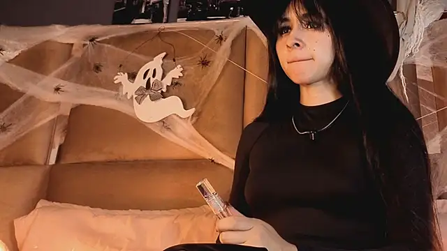 Snapshot of angelinepossy chatting on 10/26/25, 09:53 angelinepossy online show from 10/26/25, 09:53