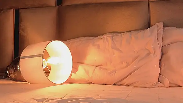 Snapshot of angelinepossy chatting on 11/21/25, 09:46 angelinepossy online show from 11/21/25, 09:46