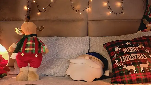 angelinepossy online show from 12/19/25, 09:11