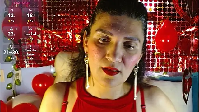 Snapshot of venus_swet_ chatting on 02/15/26, 02:08 venus swet online show from 02/15/26, 02:08