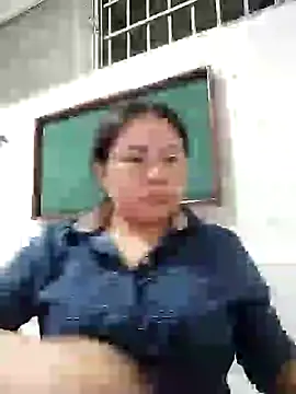 Snapshot of Norve26 chatting on 12/05/24, 01:36 Norve26 online show from 12/05/24, 01:36