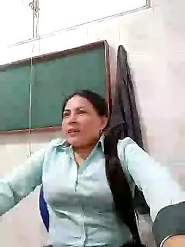 Snapshot of Norve26 chatting on 12/12/24, 01:28 Norve26 online show from 12/12/24, 01:28