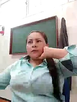 Snapshot of Norve26 chatting on 12/12/24, 05:04 Norve26 online show from 12/12/24, 05:04