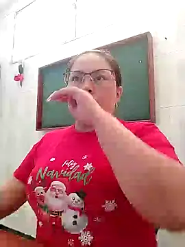 Snapshot of Norve26 chatting on 12/18/24, 02:38 Norve26 online show from 12/18/24, 02:38