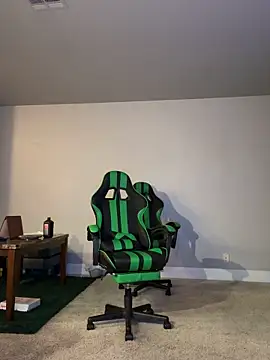 RainFallzxxz online show from 09/23/25, 10:07