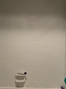 RainFallzxxz online show from 10/10/25, 12:04