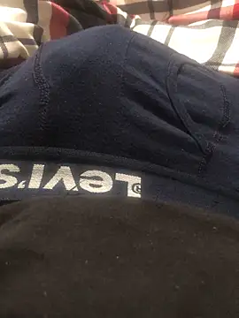 darksmoke011 online show from 02/22/25, 04:18