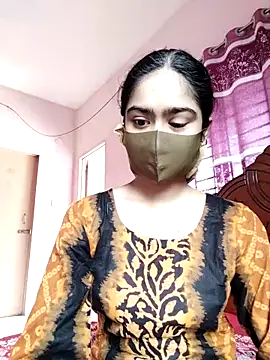 Arisha- online show from 10/26/25, 09:26