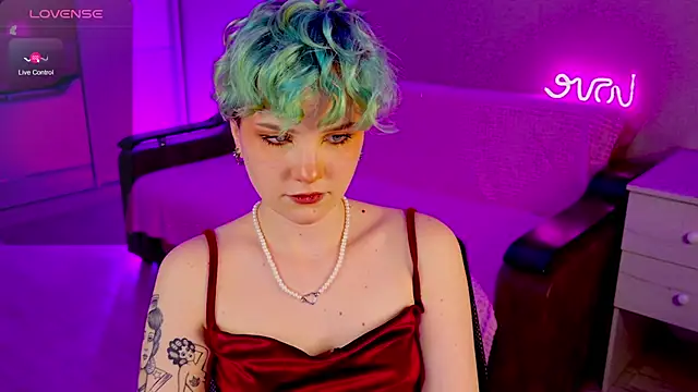 School Love online show from 01/09/25, 04:17