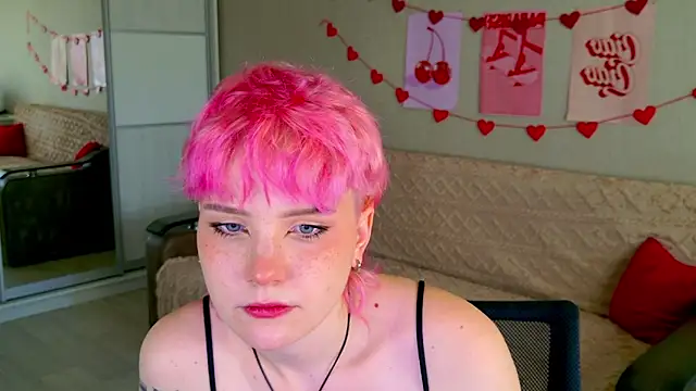 School Love online show from 09/14/25, 11:09