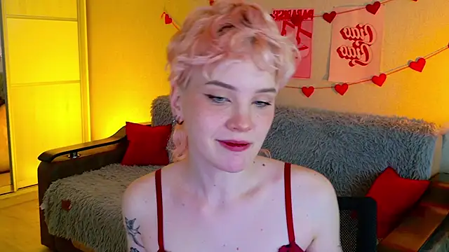 School Love online show from 10/01/25, 11:16