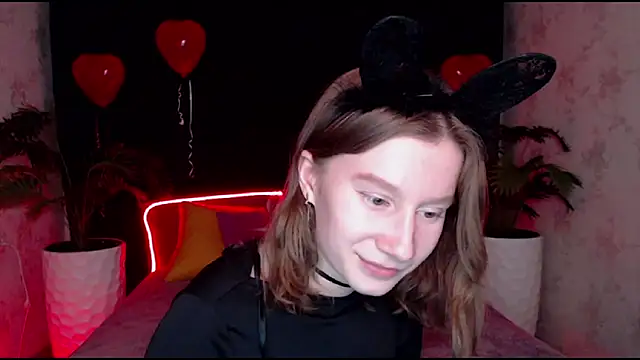 EnigmaSee online show from 02/20/25, 02:35